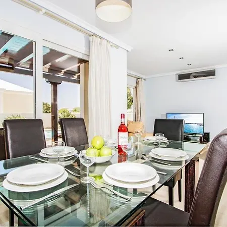 Villa Playa Blanca Sleeps 8 Pool Air Con Wifi
